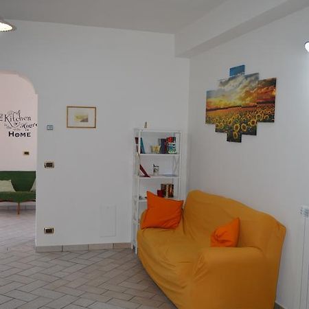 La Casa Dei Fiori - Ospitalita Diffusa アジェーロラ エクステリア 写真