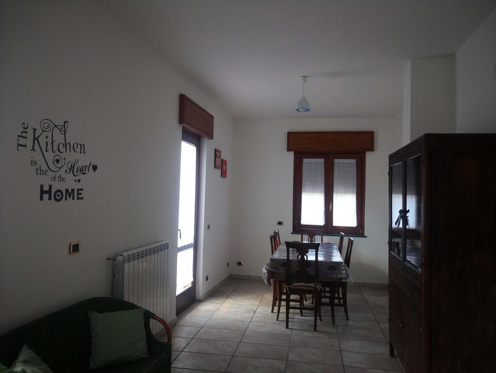 La Casa Dei Fiori - Ospitalita Diffusa アジェーロラ エクステリア 写真